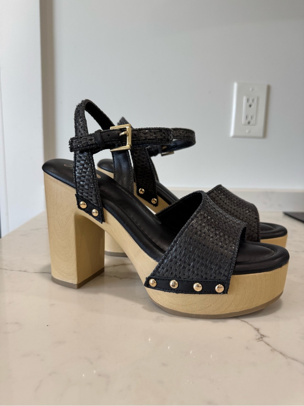 SARTO By Franco Sarto Black Woven Platform Sandals with Gold Studs